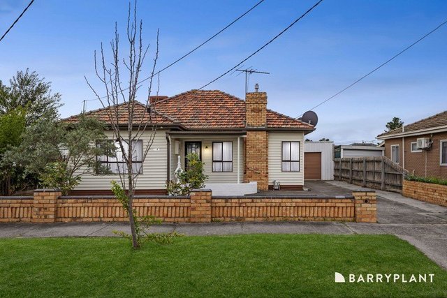 8 Ainsworth Street, VIC 3020