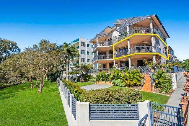4/13 South Street, QLD 4225