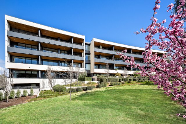 60/7 State Circle, ACT 2603