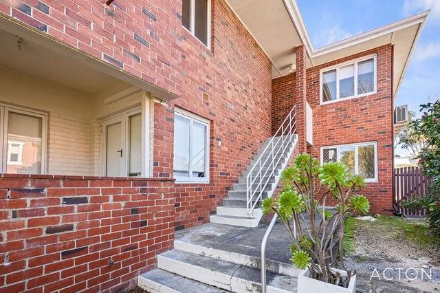 2/24 Colin Street, WA 6005