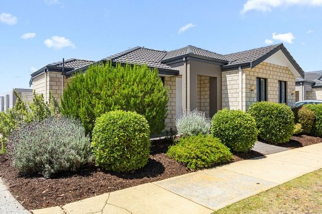 15 Norseman Approach, WA 6171