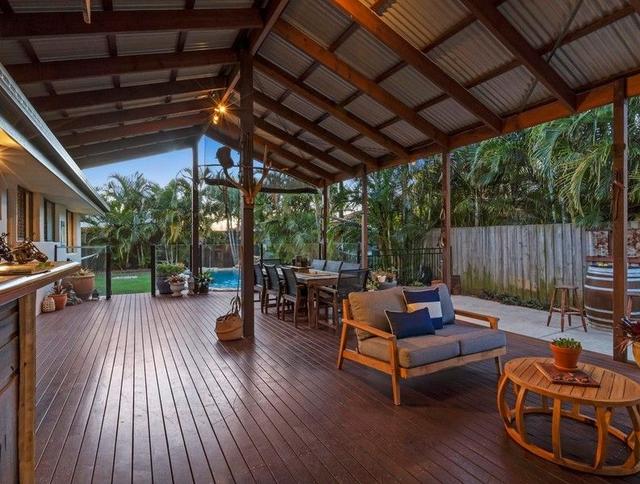 16 Barrine  Crescent, QLD 4216