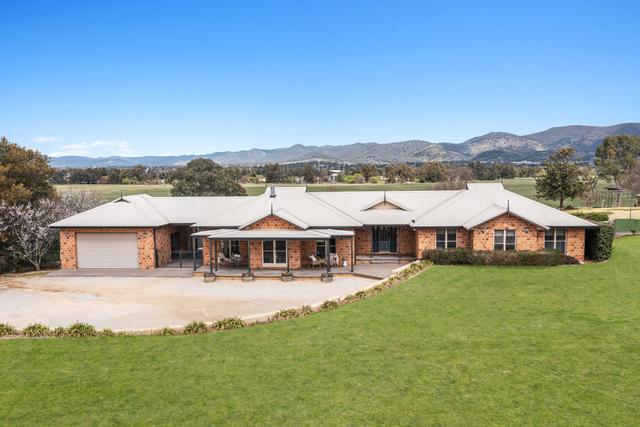 20 Stockmans Drive, NSW 2850
