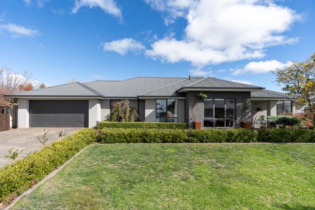 12 Bowman Avenue, NSW 2800