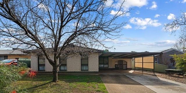 82 Jasmin Crescent, NSW 2650