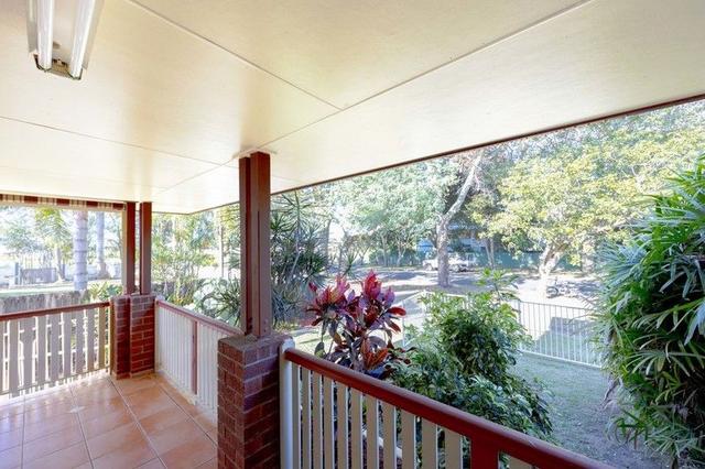 2 Moore Street, QLD 4740