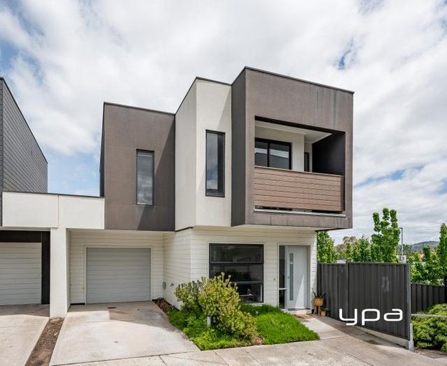 17/14 Outlook Way, VIC 3429