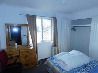 Bedroom 1 (2018-08-27)
