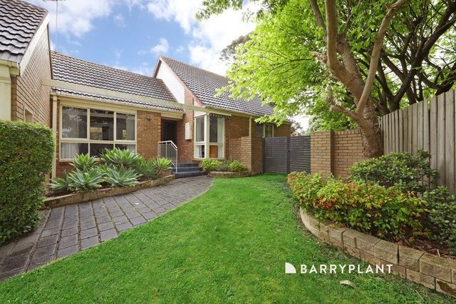 8 Centalla  Green, VIC 3178