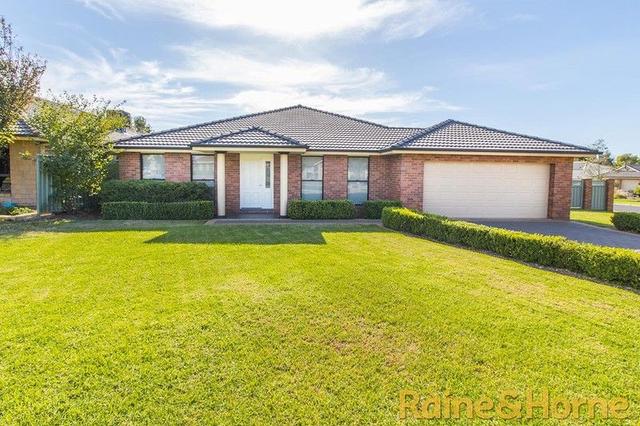 4 Hastings Court, NSW 2830