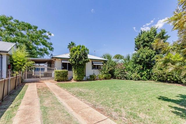 38 Leavers Street, NSW 2830