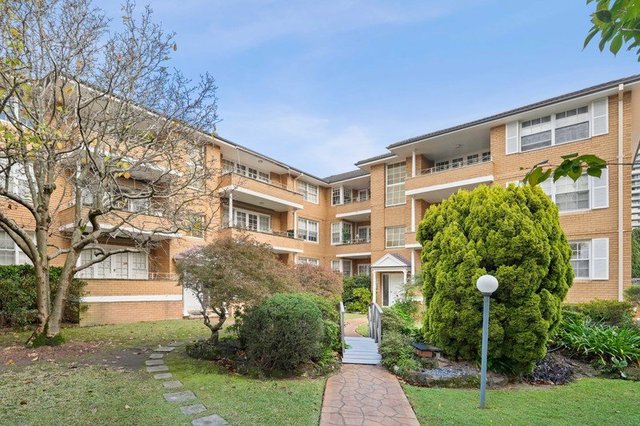 17/4 Surrey Street, NSW 2121
