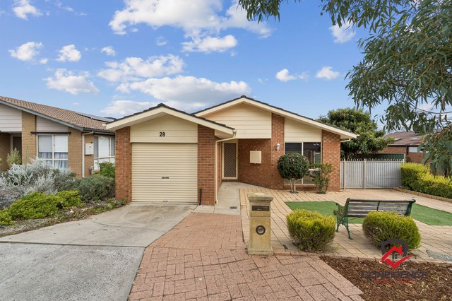 28 Ashcroft Crescent, ACT 2904