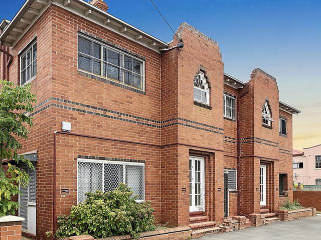 2/117 Wingewarra Street, NSW 2830