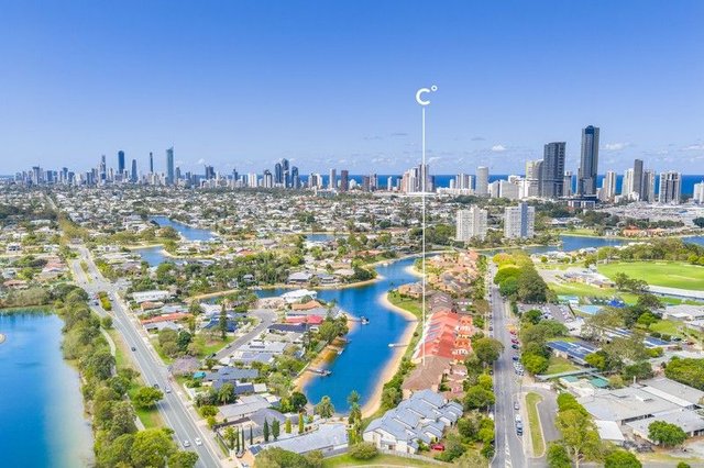 7/4 Dunlop Court, QLD 4218