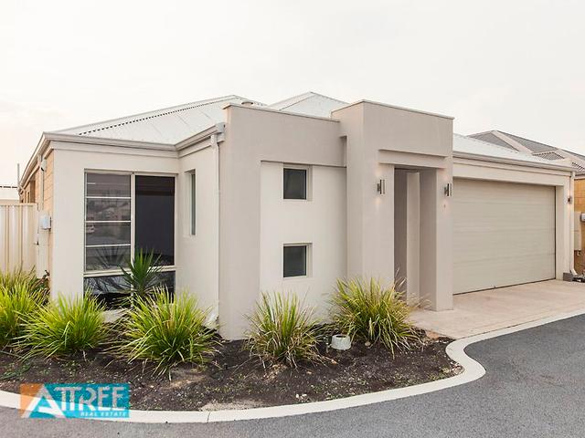 4/11 Carnation Street, WA 6155