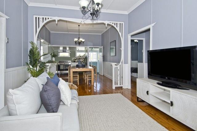 18 Charles Street, QLD 4207