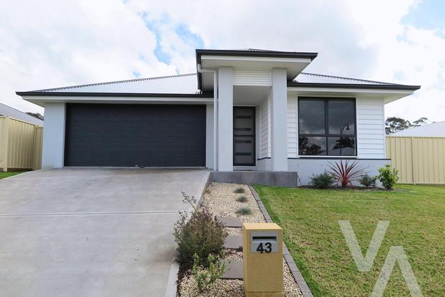 43 Turnberry Avenue, NSW 2325