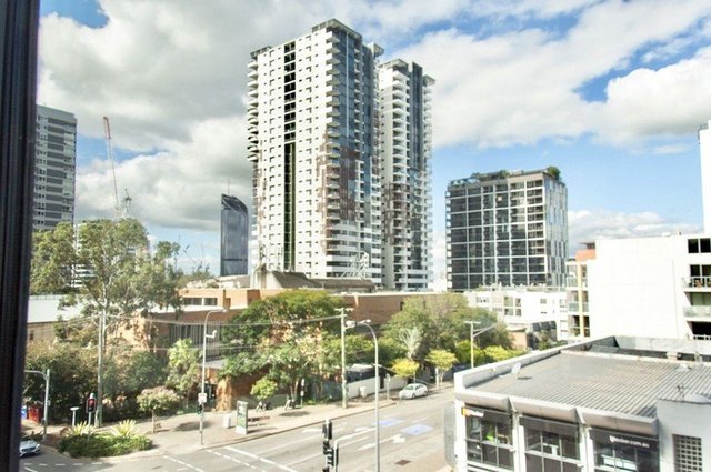 1 Cordelia St, QLD 4101