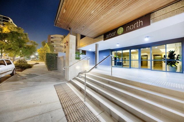 37/1 Rowe Avenue, WA 6103