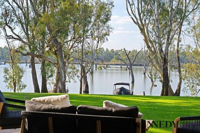 24 Lakeside Drive, VIC 3730
