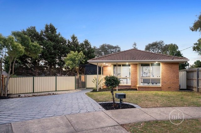 2 Ferraro Close, VIC 3076
