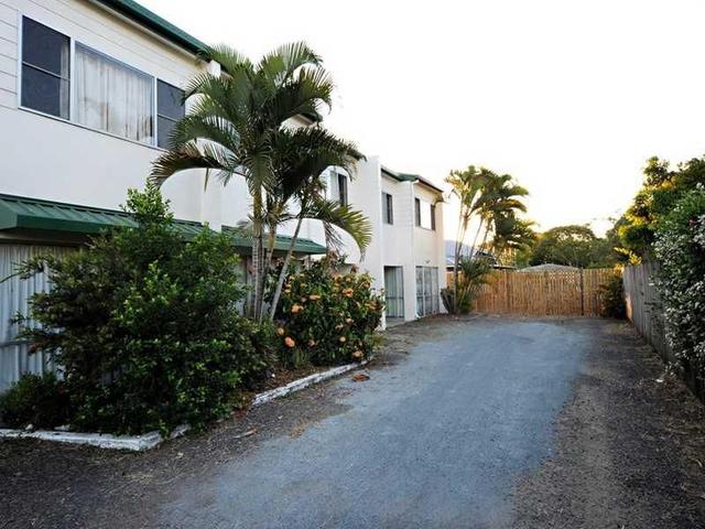 3/6 Robert Street, QLD 4800