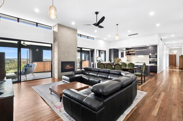 18 Oxbow Court, VIC 3216