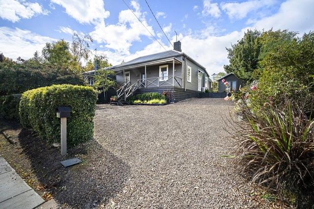 8 Vincent Street North, VIC 3460