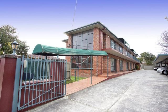9/11 Holloway Street, VIC 3204