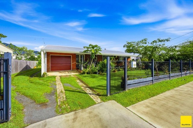 117 English Street, QLD 4870