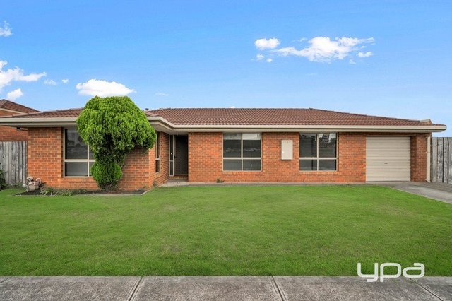 2/2 McNicol Close, VIC 3048
