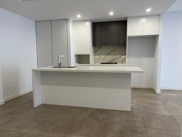 24/9-13 Goulburn Street, NSW 2170