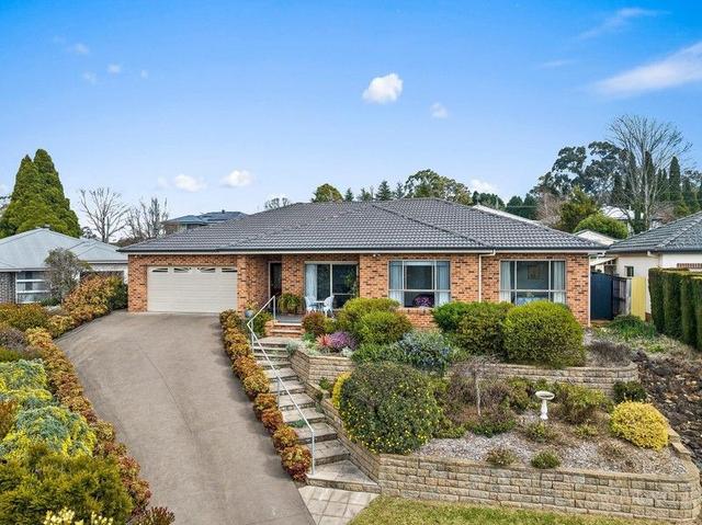 10 Tomley Street, NSW 2577