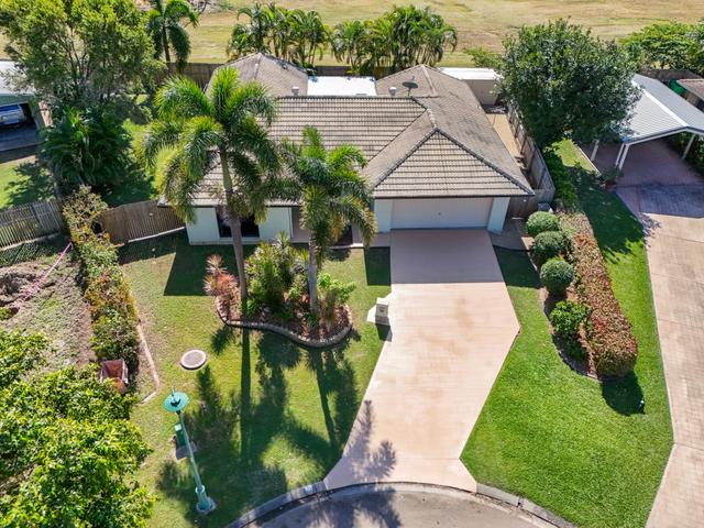 39 Dickenson Place, QLD 4817