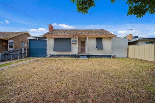 64 Halpin Crescent, VIC 3630