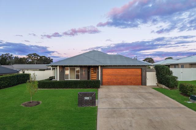 3 Kellett Drive, NSW 2850