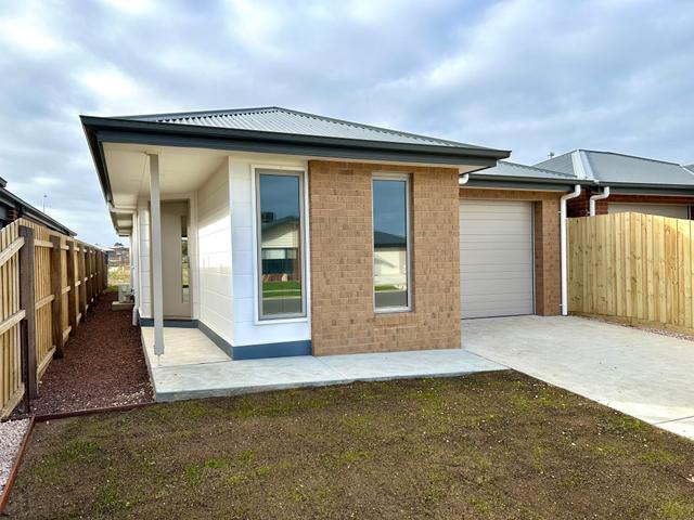 2/6 Terry Street, VIC 3280