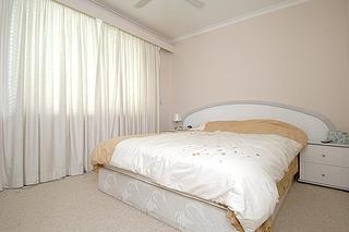 Bed 1 (2006-03-30)