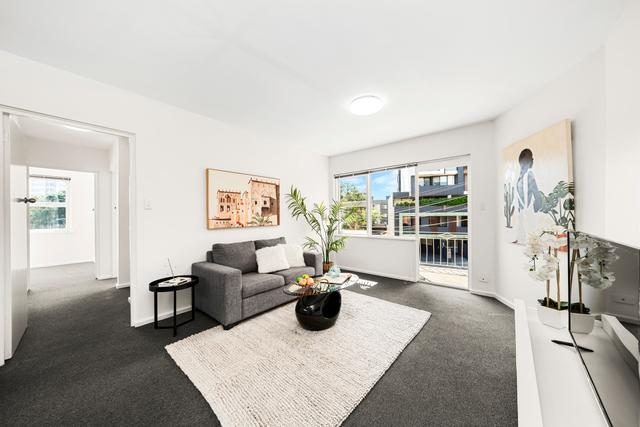 8/4 Morwick Street, NSW 2135