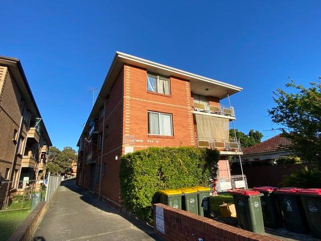 9/64 Broomfield Street, NSW 2166