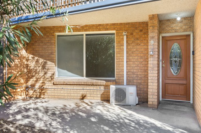 9/22 Bungendore Road, NSW 2620