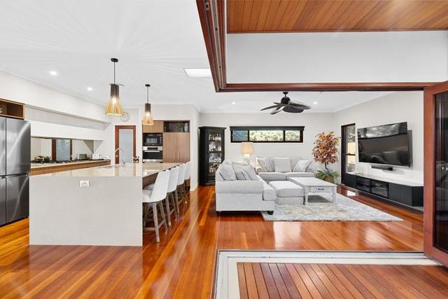 18 Celebration Place, QLD 4035