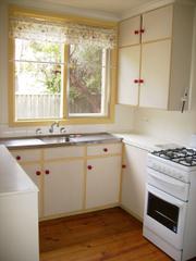 Kitchen (2011-03-23)