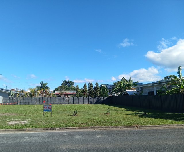 121 English Street, QLD 4870