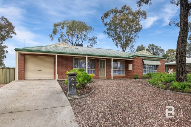 1 Churinga Court, VIC 3555