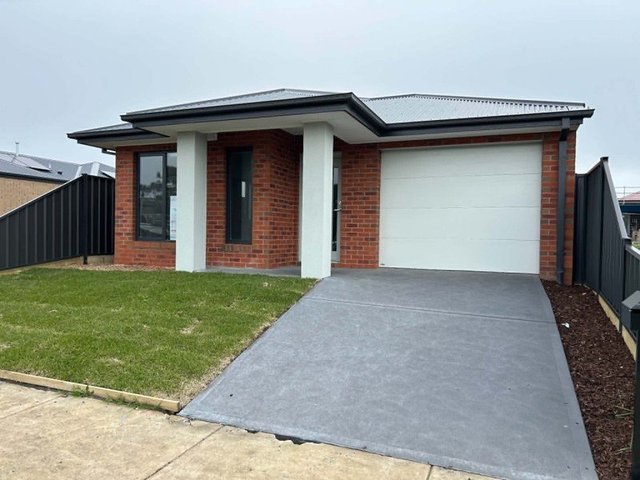 33 Boyd Street, VIC 3764
