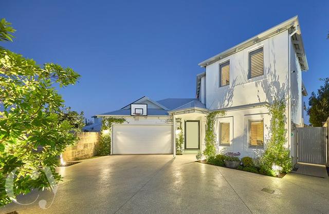 8 Riversea View, WA 6012