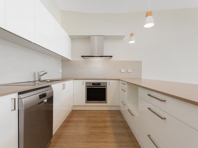 4/280 North Road, NSW 2122