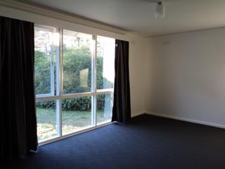 Living Room (2013-05-06)